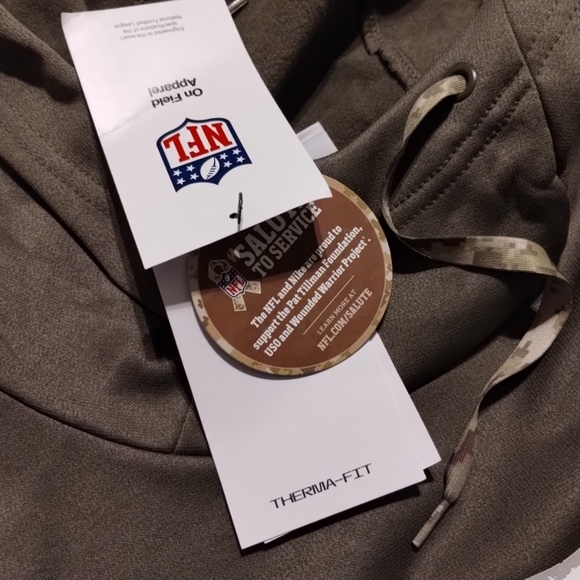 Small Nike Atlanta Falcons Therma NFL Salute to Service Hoodie Sweatshirt NWT - Picture 4 of 10